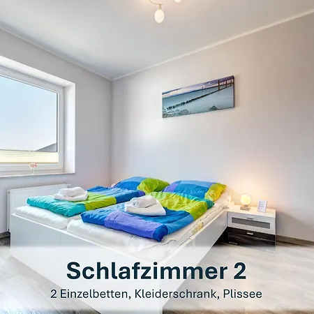 Peenemuende, Seglerhafen_sb_slup 12 15 شقة